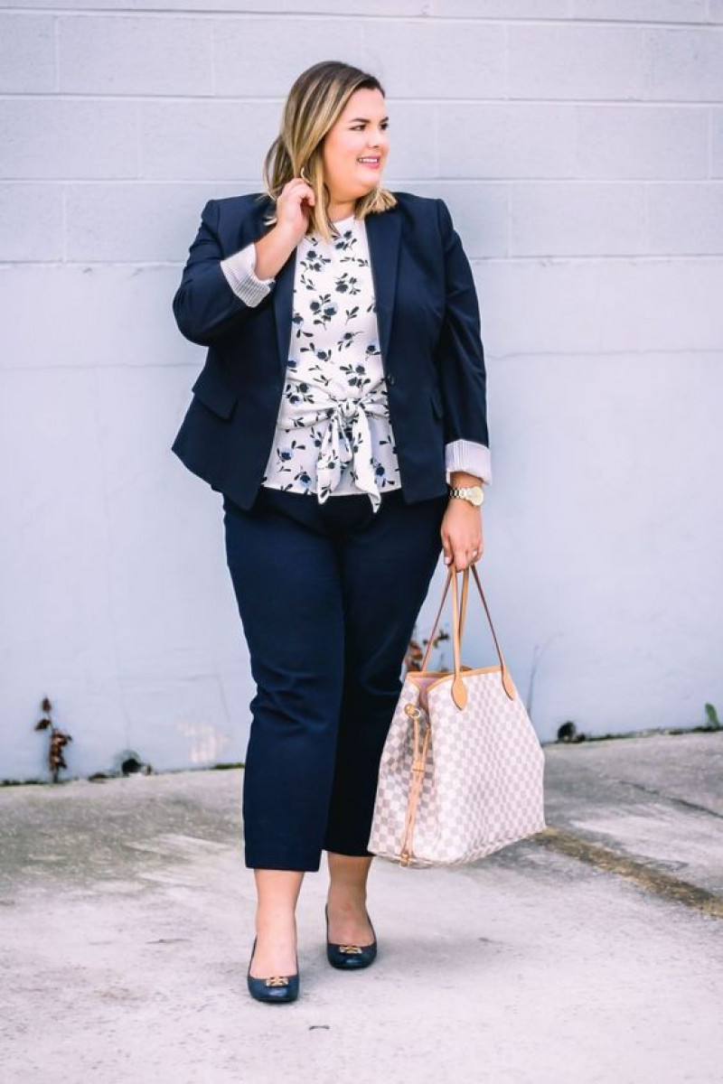 plus size interview outfits, plus-size clothing, job interview, prom dresses, blue suit jackets and tuxedo, blue casual trouser, dark blue and navy pump