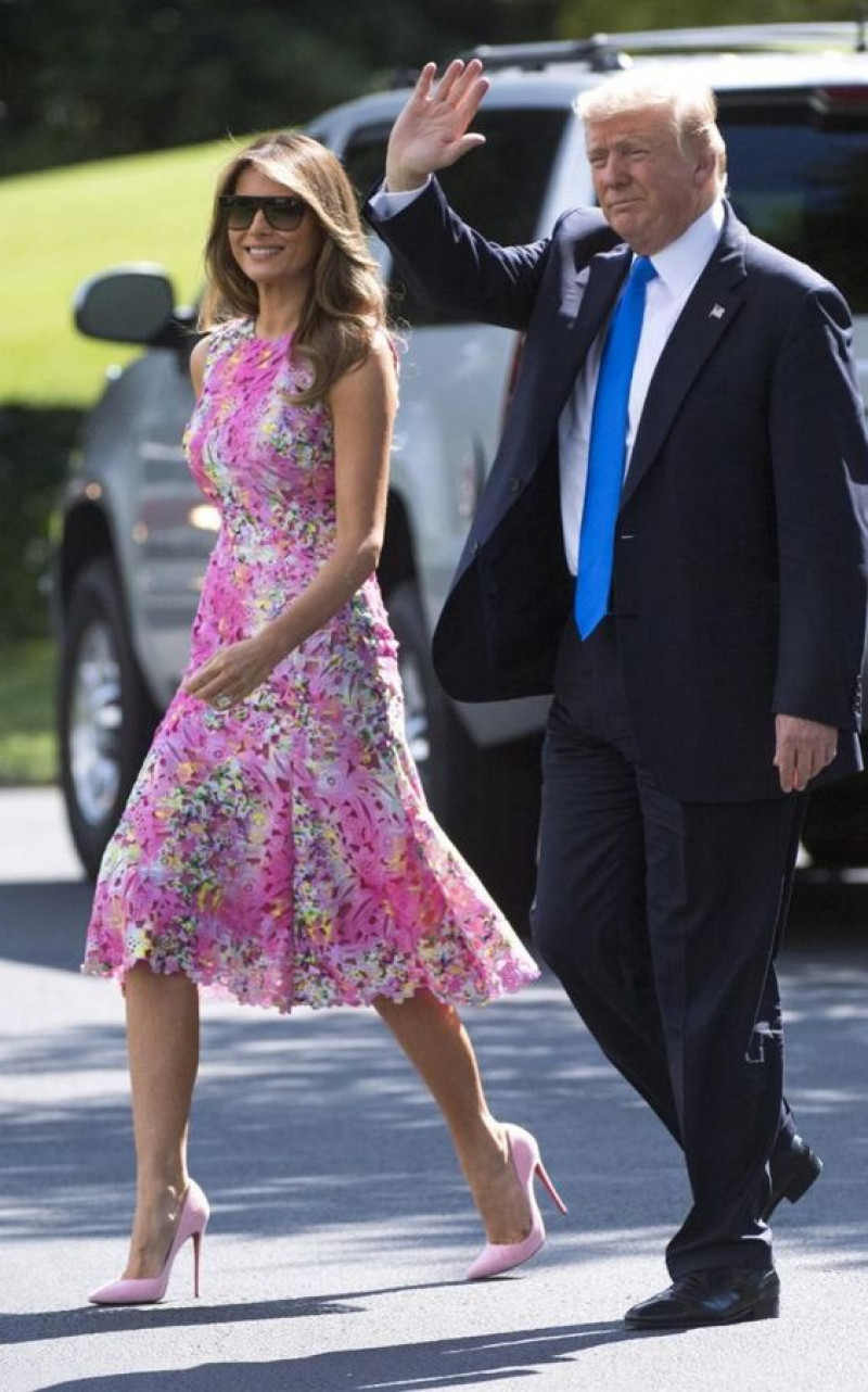 united states, first lady, pink mini dress, black casual trouser, multicolor pump, black formal shoe