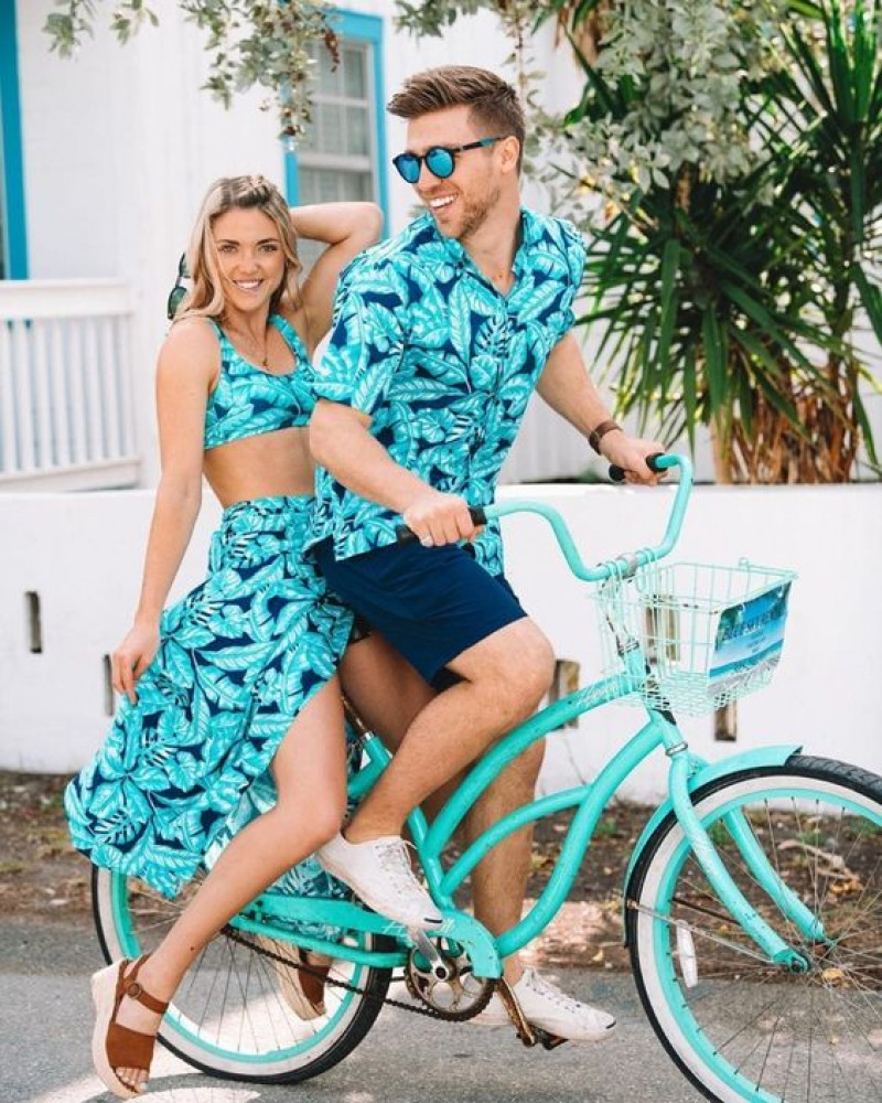 matching turquoise outfits for couples