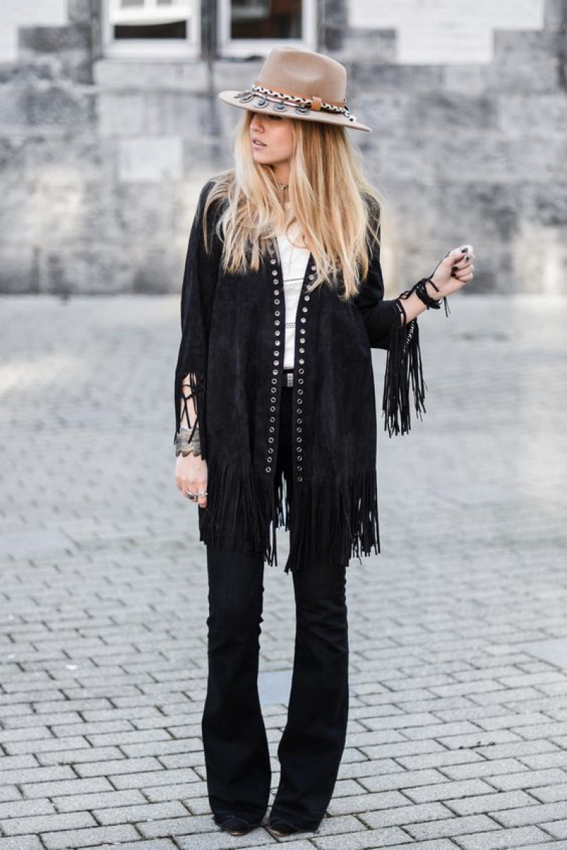 velvet fringes and hat outfit